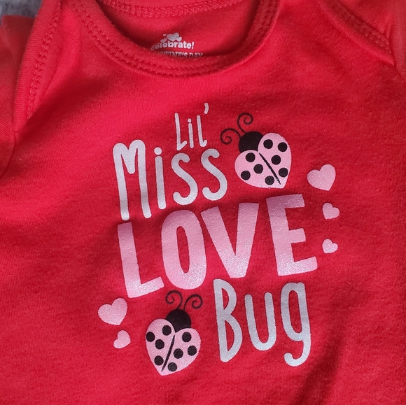 2 Red Valentines onesies size 3-6 months - Picture 2 of 4
